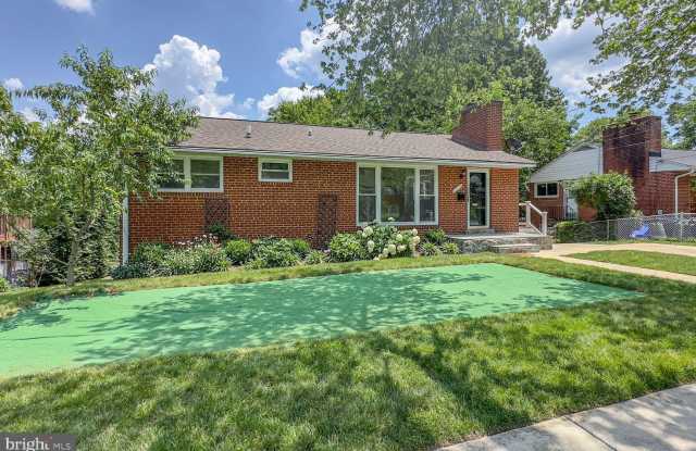 10213 DUVAWN Place - 10213 Duvawn Place, Wheaton, MD 20902