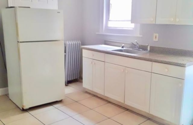 7 N 7th St - 7 North 7th Street, Newark, NJ 07107