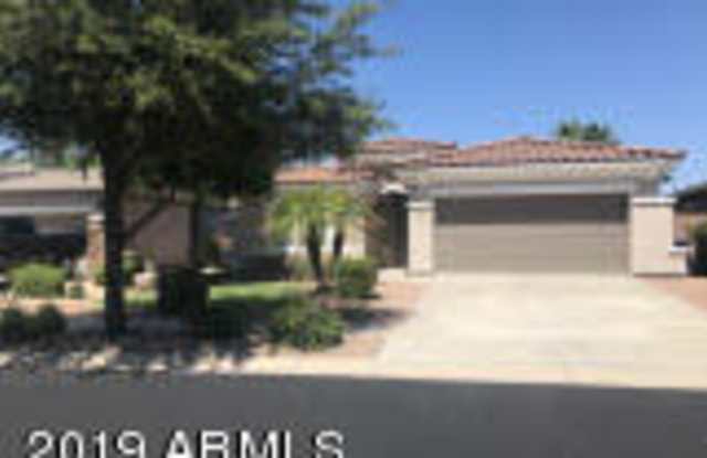 854 E LA COSTA Place - 854 East La Costa Place, Chandler, AZ 85249