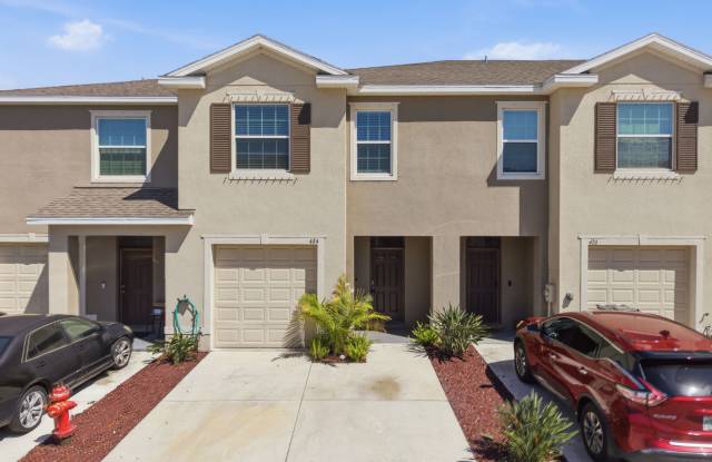 424 Newmont Cir photos photos