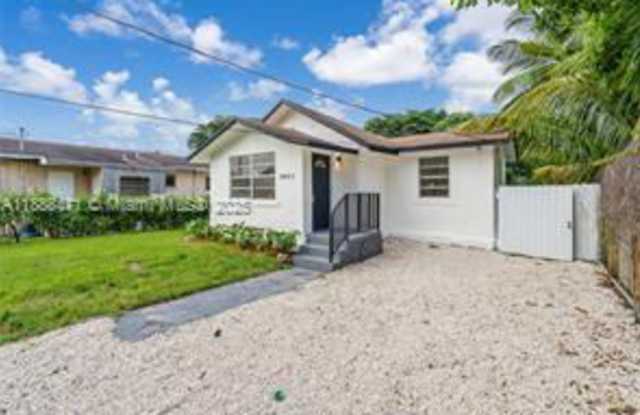 2443 Northwest 55th Street photos photos