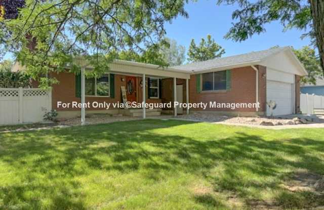 Spacious West Jordan Home on Large Corner Lot photos photos