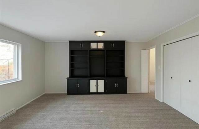540 Heather Drive Gallery 2