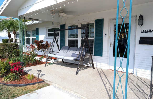 4415 96TH Avenue N Gallery 2