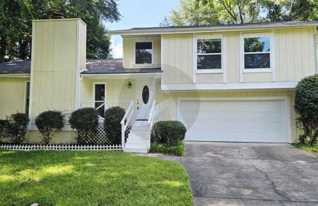 180 Moonshadow Court photos photos