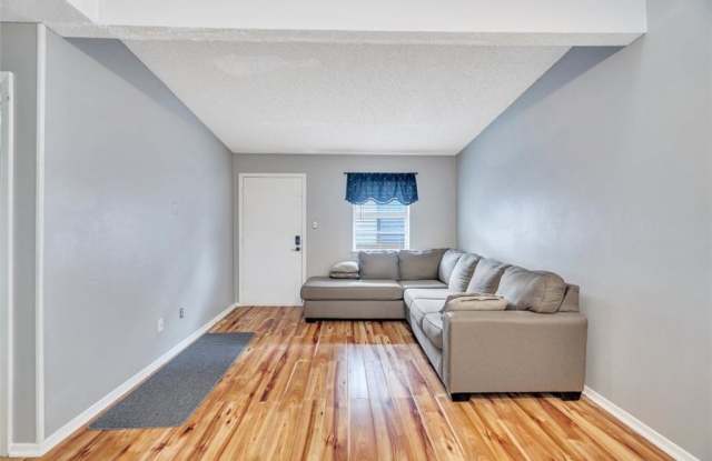 2301 Edenborn Avenue - 1 photos photos