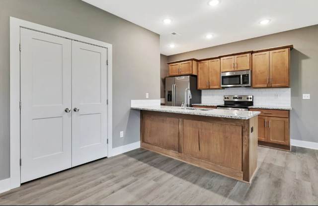 Spacious 3-Bedroom Home with Huge Backyard & Primary Ensuite photos photos Spacious 3-Bedroom Home with Huge Backyard & Primary Ensuite photos photos