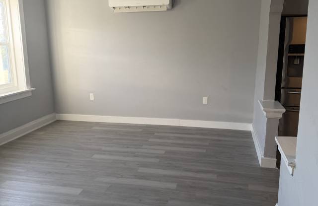 4704 Greer Avenue - 21fl Gallery 1