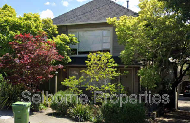 4174 Howe St photos photos