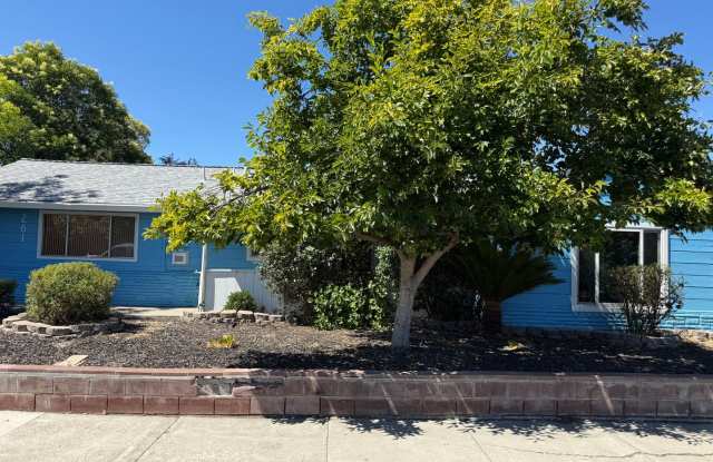 Pleasant Living in Pleasant Hill photos photos