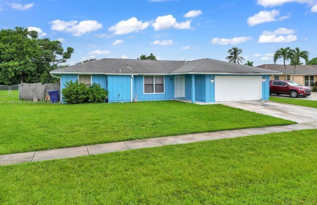 318 La Mancha Ave - 318 La Mancha Avenue, Royal Palm Beach, FL 33411