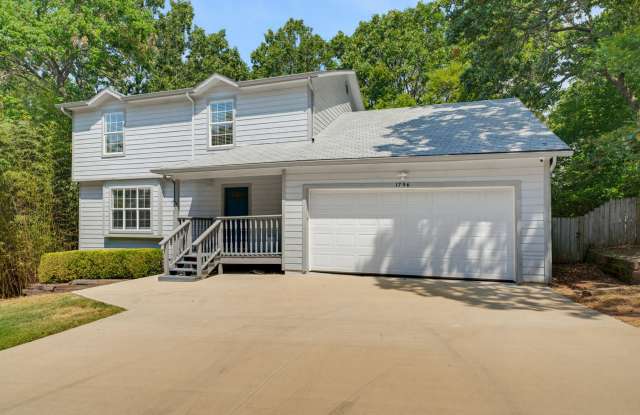 Situated at the end of a cul-de-sac and featuring a huge fenced-in backyard Gallery 1