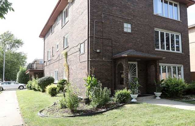 100 Yates Avenue Gallery 2