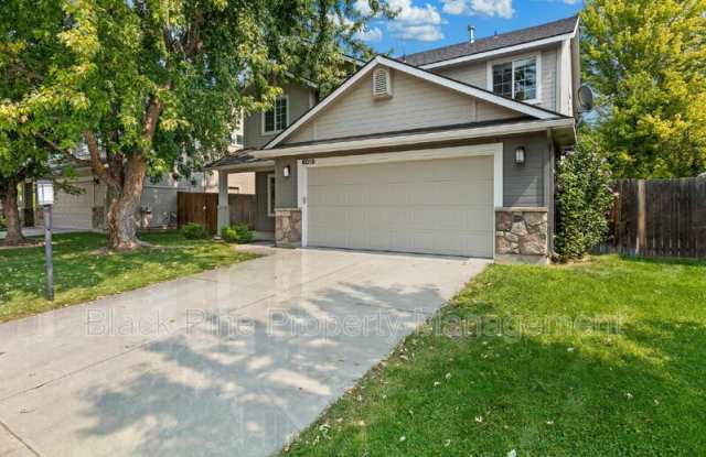 6018 North Silver Maple Avenue photos photos