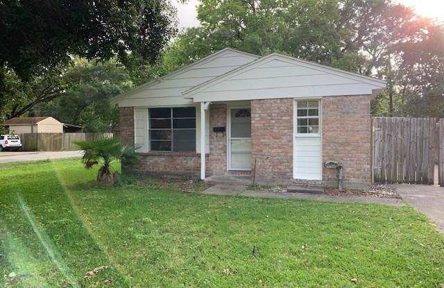 2148 Pearland Avenue Gallery 2