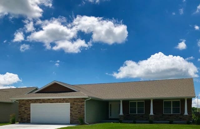 1916 Turtle Creek Drive - 1916 Turtle Creek Drive, Chatham, IL 62629