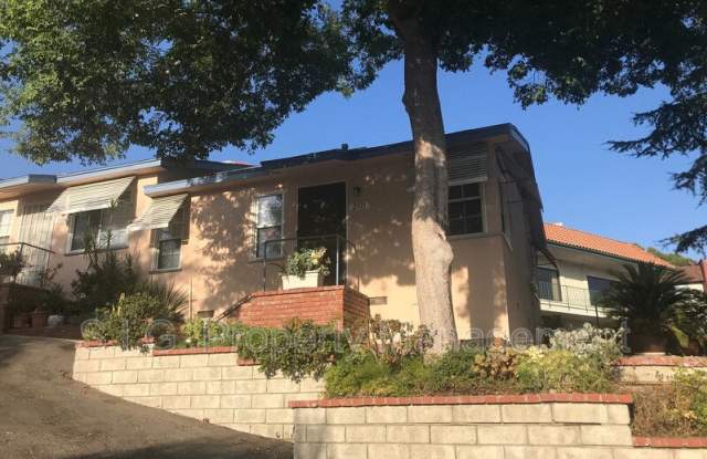 2511 Foothill Blvd - 2511 Foothill Boulevard, La Crescenta-Montrose, CA 91214