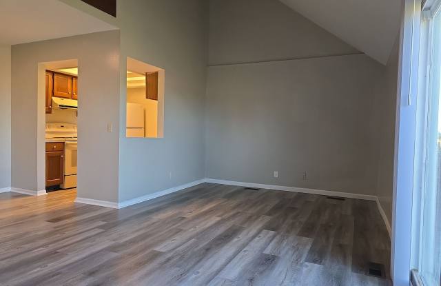 Find Your Next Home At Lightning Hill Gallery 2
