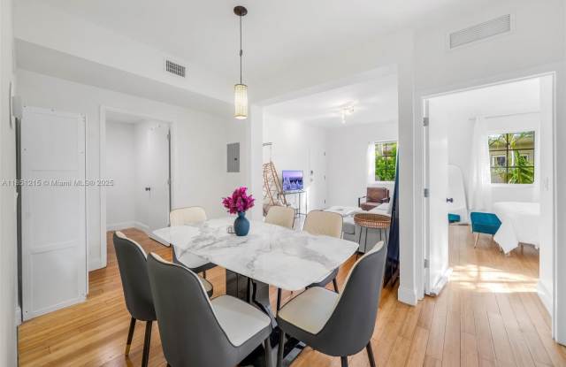 1510 Meridian Ave photos photos