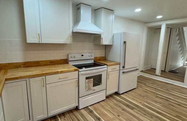 Fully Renovated 4 bedroom - Don't Miss This One! photos photos