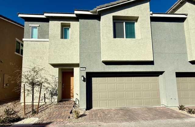 COMING SOON! 3/BD 2.5/BA Townhouse W/ Amazing Amenities in a Gated Community! photos photos