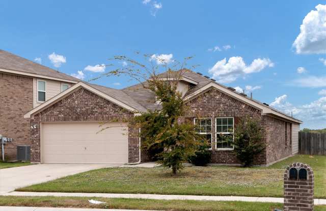 5100 Royal Springs Drive Gallery 3