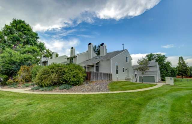 Beautiful 3B/3BLouisville Townhome - Available Early June! photos photos Beautiful 3B/3BLouisville Townhome - Available Early June! photos photos