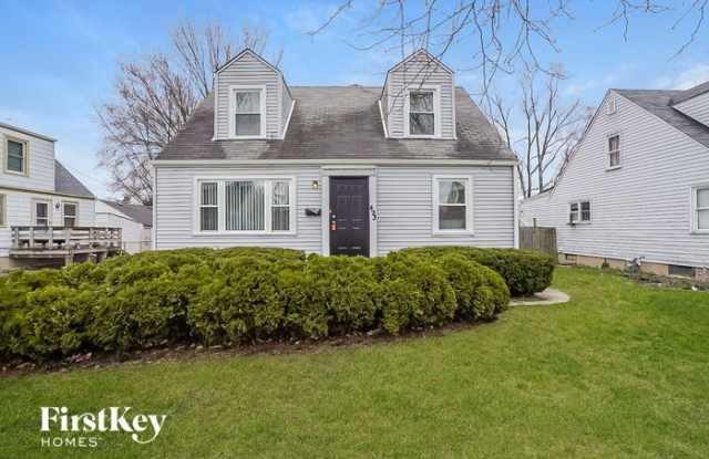 493 North Douglas Avenue - 493 North Douglas Avenue, Villa Park, IL 60181