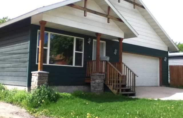 4 Bedroom 2 Bathroom House - Close to MSU Campus photos photos