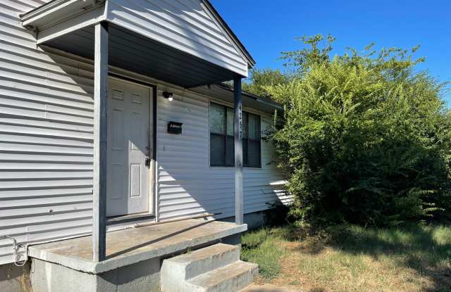 Renovated Adorable 4bd 1bth Home photos photos