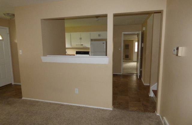 4971 Lindora Drive Gallery 3