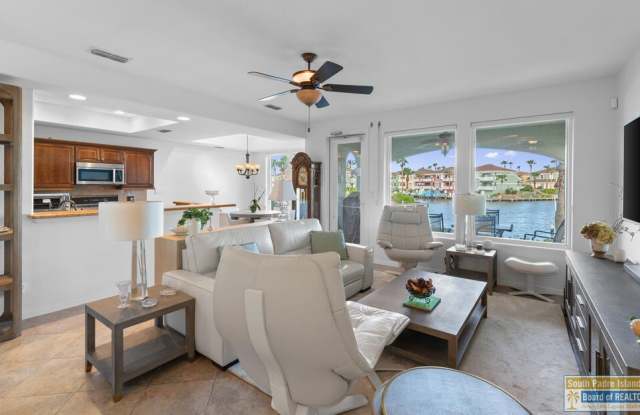 36 Harbor View Gallery 3