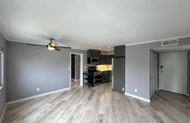 Beautiful 2BD/2BA W/ Reserved Parking and In-Unit Laundry in North Park! photos photos