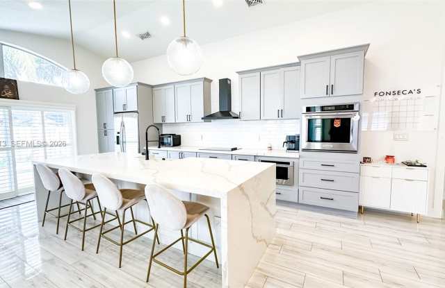 18795 NW 24th Court 18795, Pembroke Pines, FL 33029 - 5352 Gallery 3