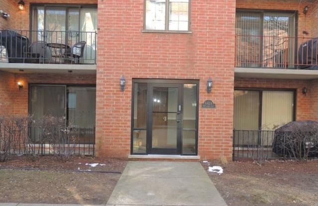 8424 W Catalpa Unit 101 - 8424 West Catalpa Avenue, Chicago, IL 60656