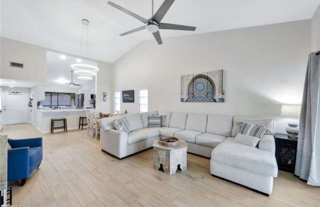 15400 Cedarwood photos photos