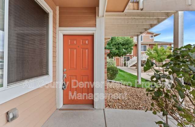 5024 Everett St photos photos