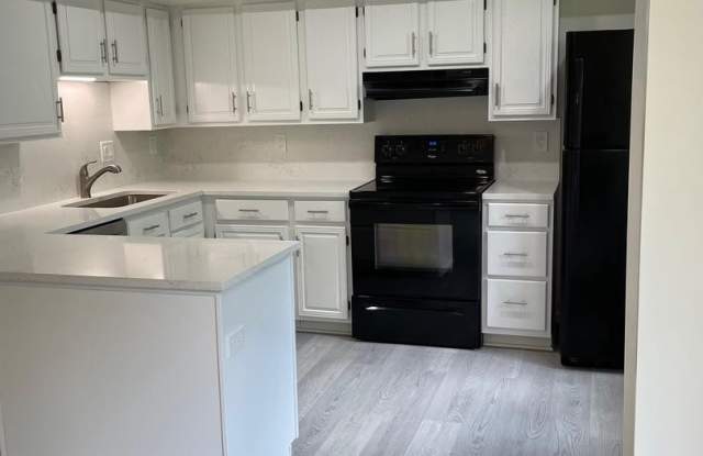 6123 GARDENIA CT Gallery 3