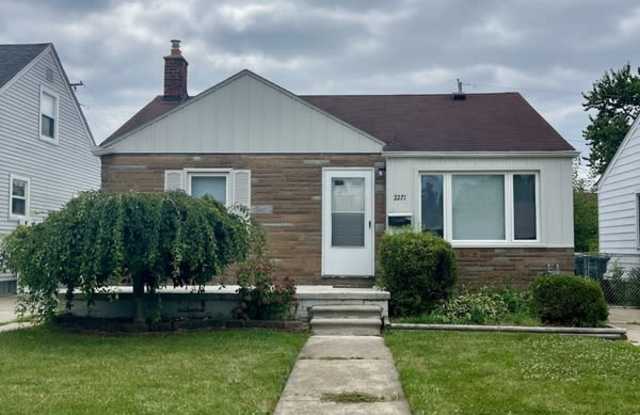2271 Mark Avenue photos photos