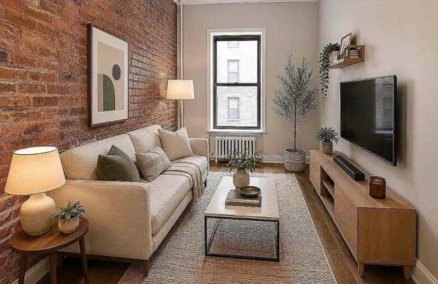 239 West 14th Street Gallery 1