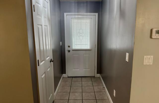 3 Bed, 2 Bath with Fenced Yard, Two-Car Garage, Brookland School District Gallery 3