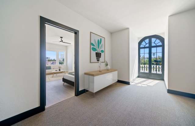 1037 E 1st Street photos photos