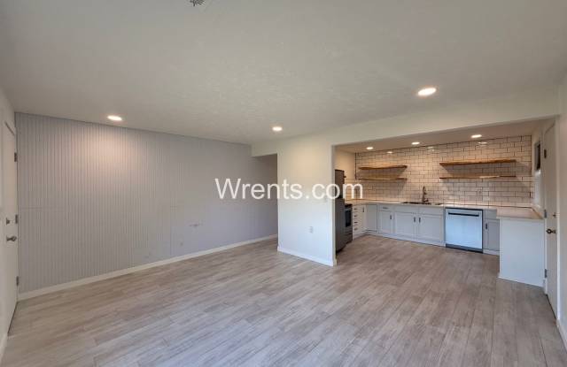 Unique 1 Bed / 1 Bath Duplex in Convenient Spokane Location! photos photos Unique 1 Bed / 1 Bath Duplex in Convenient Spokane Location! photos photos
