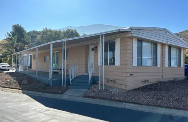 Camarillo Springs | 55+ Community | 2 Bed + 2 Bath | 36 Margarita #242 - 36 Margarita Avenue, Camarillo, CA 93012