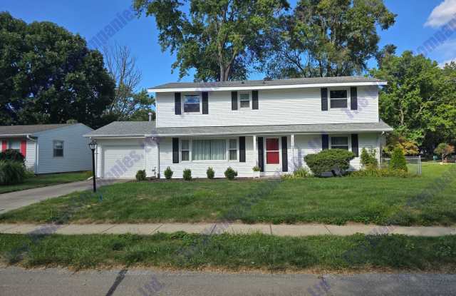 Gorgeous Home in South West Champaign - 2304 Brett Drive, Champaign, IL 61821