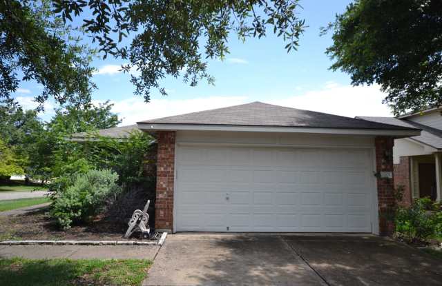 3 Bedroom, 2 Bath in Jester Farms - Round Rock - 2001 Buckley Lane, Round Rock, TX 78664