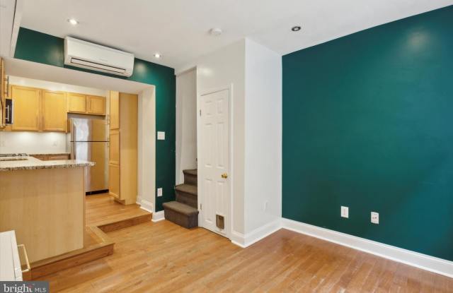 525 FITZWATER STREET - 525 Fitzwater Street, Philadelphia, PA 19147