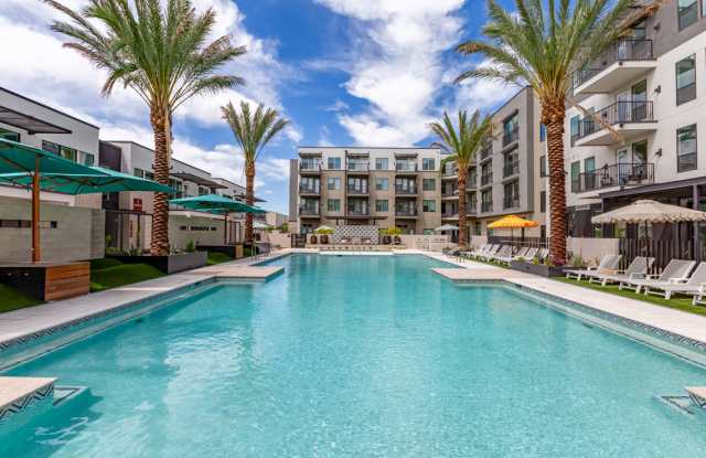 MAA Val Vista photos photos