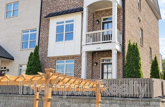 1260 Stone Castle Cir SE Gallery 3