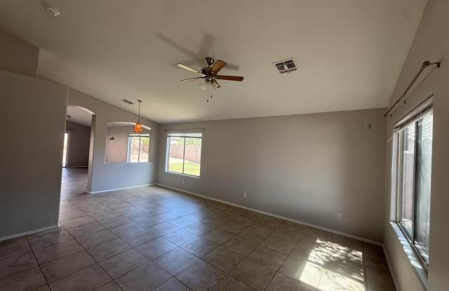 1555 S 229TH Court Gallery 3